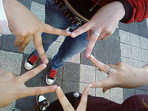 Aalleeyy's profile picture. 