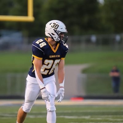 2025 | Hudsonville HS (MI) | Uncommitted | WR | 40: 4.8 | GPA: 3.73 | HT: 6’1 | WT: 195 | # (616) 264-8652 | @zvander2@hpsstudents.net