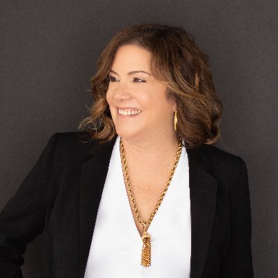 lenicarey's profile picture. Author of #WomenDrugTraffickers. Collector of #Midwest, #crime & #dope stories. @UNM & @FSU alum & #historian. #museums #libraries, #parks & #palacesofthepeople