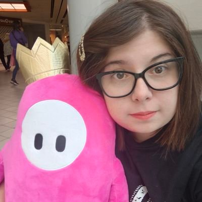 Kelly_Kelloggs's profile picture. 30. 🎮❤️ Muddling through life with my cheeky 5 year old 💙