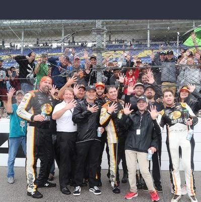 Big nascar fan! All motorsports really. If it goes fast I'm a fan!