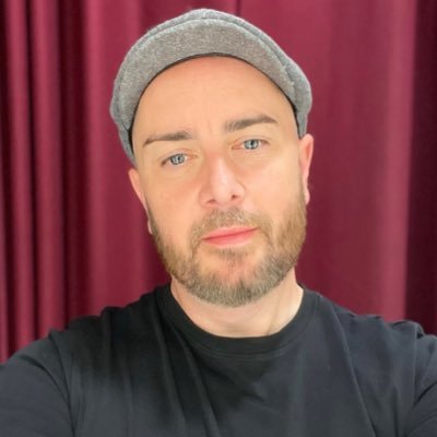 Welsh Author & Poet. It is my belief that exposure breeds tolerance & therefore we change the world by telling our story 🏳️🌈🏴