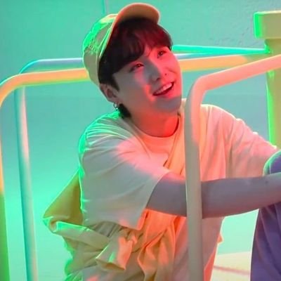 Posting random things when I feel like it (◐ o ◑ ) 💜ARMY♥Multi-fandom♥MIML~