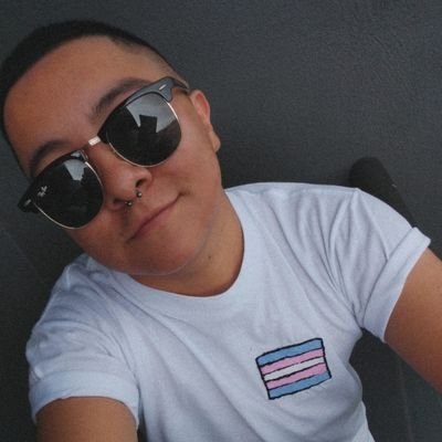 owen_ruizh's profile picture. amarte es el primer paso y el segundo es ser feliz. 
vive feliz, vive libre 🌈🌈