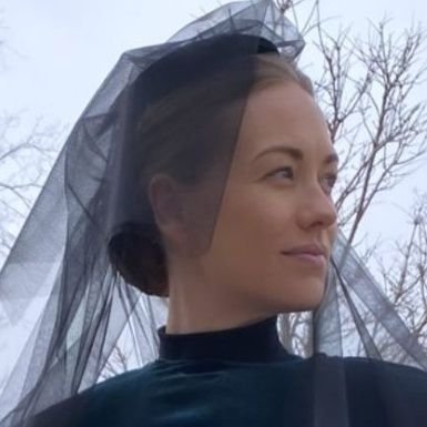 Serena Joy is my muse with no apologies. Fanfic writer for #TheHandmaidsTale #harlotsonhulu Yvonne Strahovski is a goddess. Opinions are all my own.