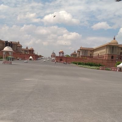 Navneet10941600's profile picture. Proud Indian,student, मुझे गर्व है कि मे हिन्दू हू और हिन्दुत्व मेरी पहचान, Software engineer, vlog Traveller, मेरा channel https://t.co/bSWwvnjs6c