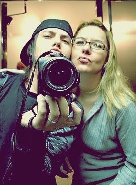 Ama demais o @pelanzarestart ? Então follow :)  Since: 05/09/2011