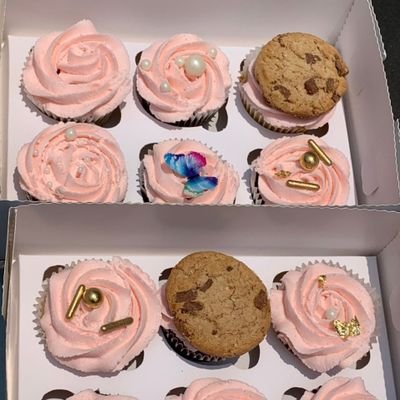 Handcrafted, Fresh and Homemade Desserts||
Deliveries only||
Lagos Bakeshop||
WhatsApp: 09065467375