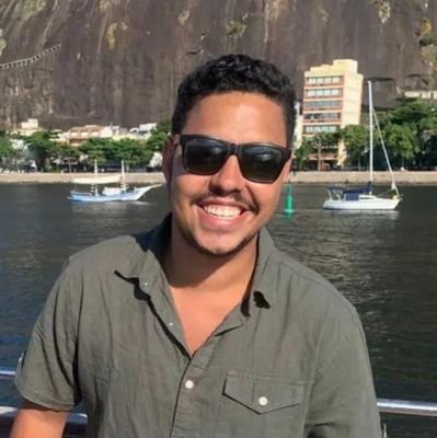 VavaLipsz's profile picture. 