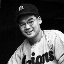 スポーツトレカ収集してます。NBAはBARKLEY、MAJERLE、GUGLIOTTA、MLBはRIPKEN、LONGORIA、国内野球は中日、ロッテ、福浦和也。パッチカードも好き。サッカー、野球、バスケ、アメフトのユニフォームも収集。電気グルーヴ、スカパラ、ミッシェルガンエレファントも好き!