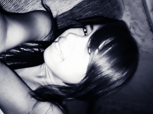 ~ Seei menoos que apareentoo & Sintoo maiis do que demonstroo ~
               Siim eu cometi erros, e você nuncα errou?