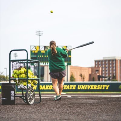 NDSU Assistant Softball Coach 🤘🏻#Bisonpride