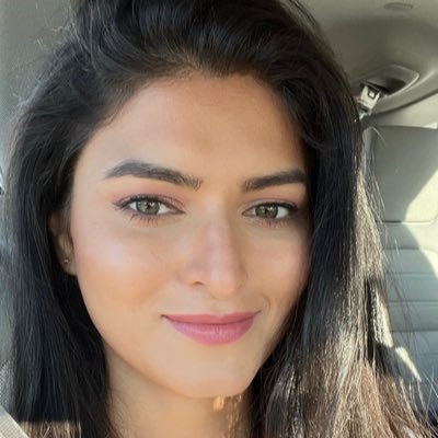 Heart hacker ❤️ | Stent slinger 💥 | Cath lab junkie 🏥 | Yogi on the side 🧘♀️ | Fixing hearts & finding flow | Did you meditate today?