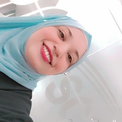 Life is hard lakn jamelah✨
Dental student 🦷♥️
Marketing representative at Orascan ✨