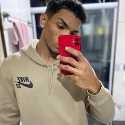 Sempre fui um sonhador
, é isso que me mantém vivo💎☯️