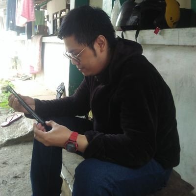 tk_pugtoad's profile picture. taken march 22nd 2020