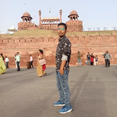 pk700852's profile picture. Pawan