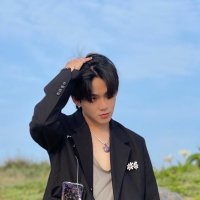 J (@jxx42012) 's Twitter Profile