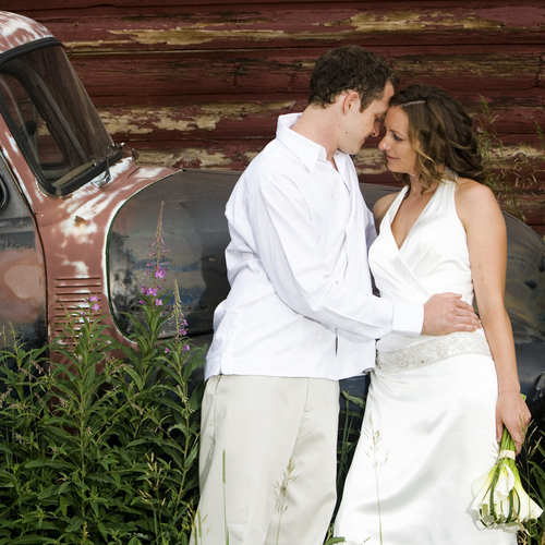 PhotoJMurray's profile picture. Shooting professionally since 1999 - wedding, portrait, product, events