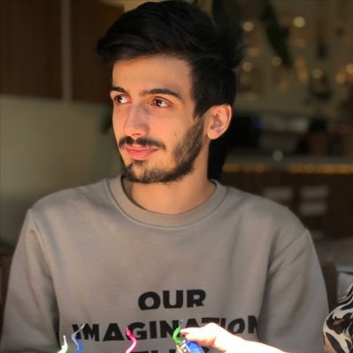 hiradsamazis's profile picture. 