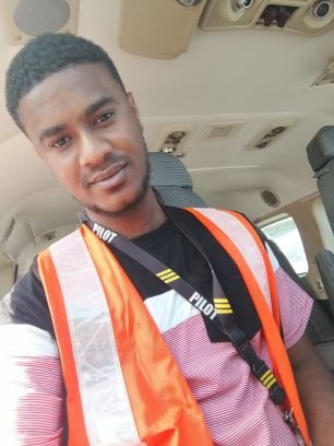 elmanimx's profile picture. 