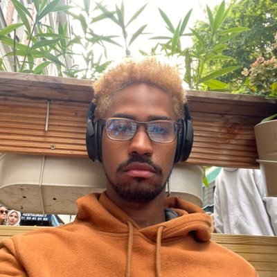 SheLoveTheChase's profile picture. ‘06 🦍|👨🏽‍💻