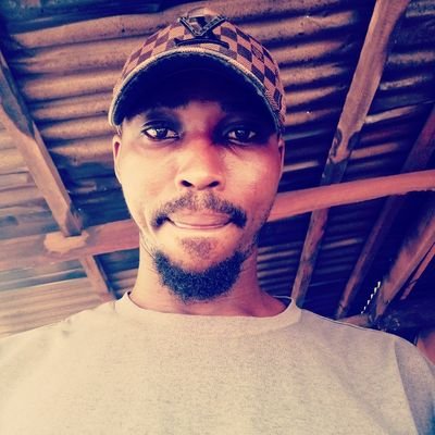 The things i do my self make me spacial, because let my dreams come true to achieve my gold and find love who we love and care for me no matter how i look.