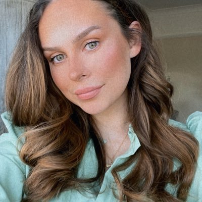 SC - hollyrose1999
Insta - hollyrosewatson99