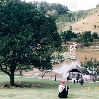 intansyahirah16's profile picture. 