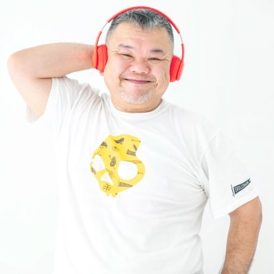 芸歴46年目の俳優、オフィス・ルード @Office_rude 所属。代表作「転校生」「パンツの穴」「スクール☆ウォーズ」etc. Apple教・iPhone派、インスタ、筋トレが趣味！イヤホン・ヘッドホンコレクター（100機所有）として「マツコの知らない世界」等のバラエティ番組も多数出演。末長くご贔屓に🙇🏻‍♂️