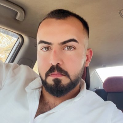 ’'واذ البشائر لمن تحن اوقاتها
فلحكمتً عند اله تأخرت
سيسوقها في حينها  فصبر لها
حتى وان ضاقت عليك وقفرت ،،