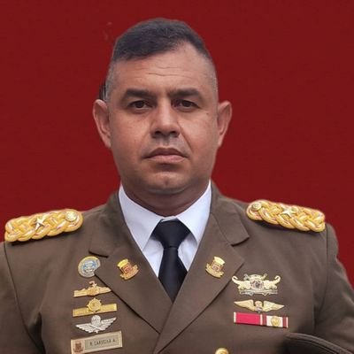 Comandante de la Unidad Regional
de Inteligencia Antidrogas Nro. 43 (Dtto. Capital). #GNB Lucha Frontal Contra el Tráfico Ilícito de Drogas