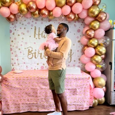 ntwonne's profile picture. Man of God🙏🏾 Family Man👨‍👩‍👧 Computer Support Specialist 👨🏾‍💻 Future Coach🦍 Rattler Grad🐍Diehard FSU Fan 🍢