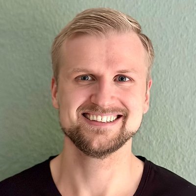 Serverless and Frontend Enthusiast 🤓

👨🏼‍💼 Freelance Software Engineer
🏗️ Building https://t.co/4ZcJhEAIwI and https://t.co/MYSH5sCqis
☁️ AWS Community Builder