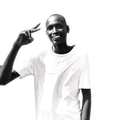 pieng_J's profile picture. Still mom's Boy