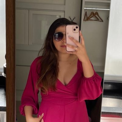 Adria_azuos's profile picture. 