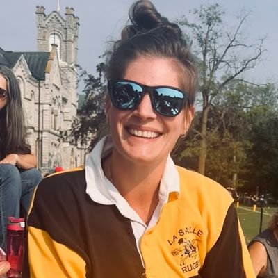 KjRooy's profile picture. she/her