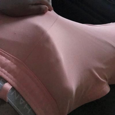 BoiBtitty's profile picture. horny all the time😩 love older women and have a 9.5 in BBC love to play wit it for you if you dm mm oh yea.. Yes I’m a pussy stretcher 😈😋