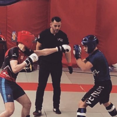 vibcsgo's profile picture. MMA fighter, la devise c’est faut d’la devise 😷