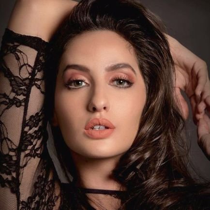 Bless her everywhere! 💫

Instagram : @norafatehi_fondness !