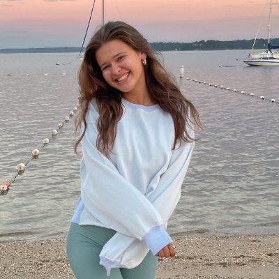 EmilyMahoneyyy5's profile picture. Emily Mahoney Elementary Education Special Ed Concentration