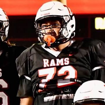 Class of 2024|Glenbard East High School| Offensive Tackle |285 wrestler|GPA|6’2 250lbs