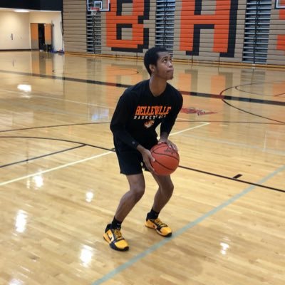 Varsity Assistant Girls Coach at Belleville High School (MI) | Nike EYBL Michigan Crossover Coach | Trainer | Blessed | Inspire others |