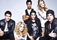 Esse twitter é Dedi a: @Lua_Blanco @Aguiararthur @Sophiaabrahao @MicaelBorges_ @Melfronckowiak @ChayLeao , Madrin: @Nossa_LuaBlanco  Seguido Por:@Lagrimaflor
