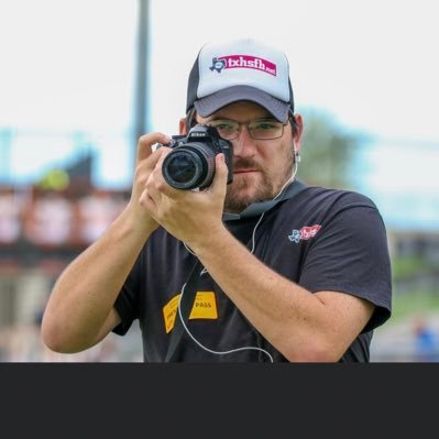 I’m a Football Photographer for https://t.co/mr0omF30z8. Also an account for #txhsfb updates and commentary. Now in year 6.