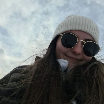 NiaLewis17's profile picture. 