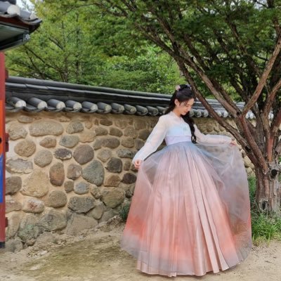 6__y__7's profile picture. 🐰🐣🦊