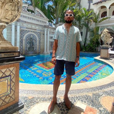 iMrFunnyGuy's profile picture. Write your own story... Psalms 37:23-24