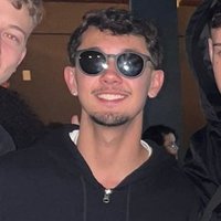 kamke (@kamkeee) 's Twitter Profile