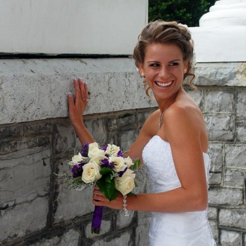 robin2ah's profile picture. I love my husband, I love my children, I love God, and I love my life :-)